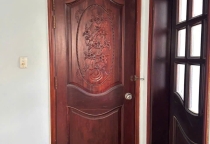 THU MUA CỬA GỖ CŨ GIÁ CAO