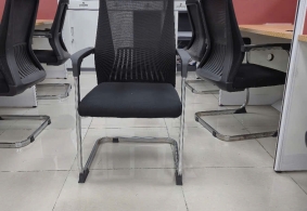 THANH LÝ BÀN GHẾ VĂN PHÒNG SỐ LƯỢNG LỚN