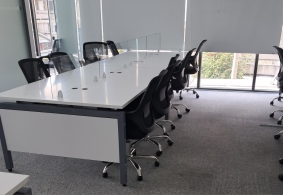 Thanh lý bàn ghế văn phòng giá cao