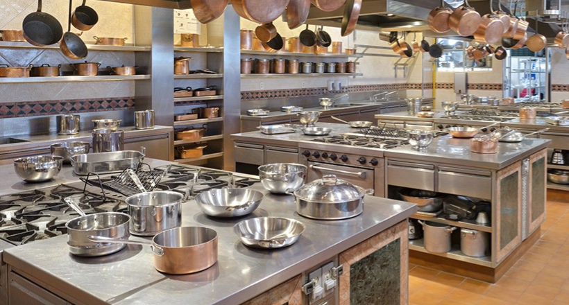 Các loại đồ bếp nhà hàng cũ được thu mua phổ biến
