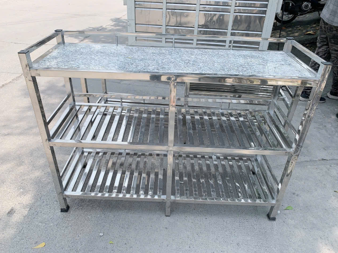 Quy trình thu mua kệ inox cũ chuyên nghiệp